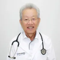 Dr. Ro Park, USCIS-designated civil surgeon at Woori Medical Group in San Diego, California