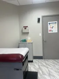 Exterior of Santa Clara Family Clinic, immigration medical exam clinic in Houston, Texas