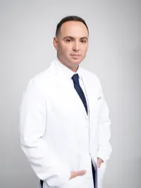Dr. Dairo Castillo, civil surgeon in Naples, FL