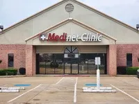 Exterior of Medinet Clinic, immigration medical exam clinic in Houston, Texas