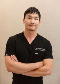 Dr. Desmond Foo, civil surgeon in Honolulu, HI