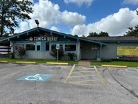 Exterior of Clinica Hispana Berry, immigration medical exam clinic in Houston, Texas