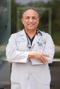 Dr. Ossama Zorub, civil surgeon in Palos Hills, IL