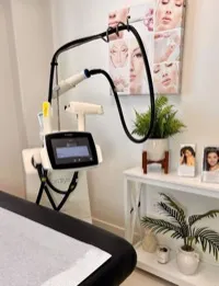 Exterior of Dr. Thierry Jacquemin, D.O., P.A., immigration medical exam clinic in Miami, Florida