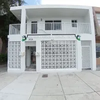 Exterior of New World Medical &amp; Therapy Center Inc, immigration medical exam clinic in Miami, Florida