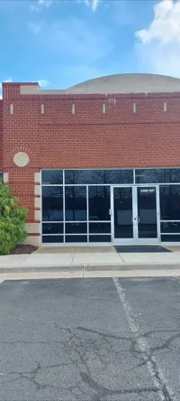 Dr. Azra Hadi, civil surgeon in Sterling, VA